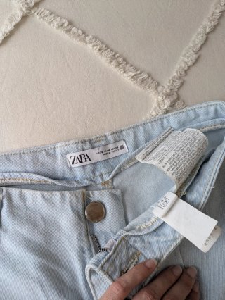 Pantalón vaquero Zara ancho
