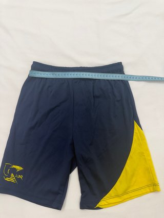 Pantalón corto deportivo Llor azul y amarillo. T14