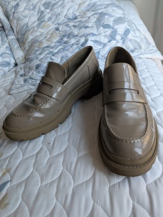 Mocasines caqui