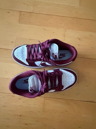 Nike Dunk Low Rojo y Blanco