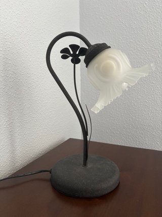 Conjunto de lámparas de forja negra dormitorio.