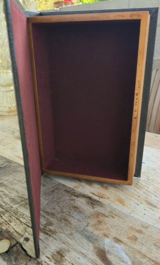 Caja Secreta Libro Falso