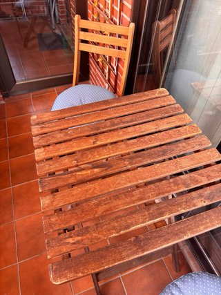 Conjunto balcón plegable Ikea madera