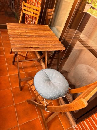 Conjunto balcón plegable Ikea madera
