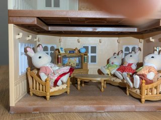 Lote Sylvanian: 2 casas, muebles y familias