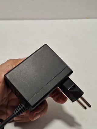Cargador original Nintendo Switch cable enchufe