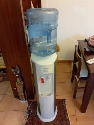 Dispensador de agua 2 funciones