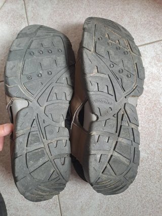 Sandalias trekking Quechua Talla 45