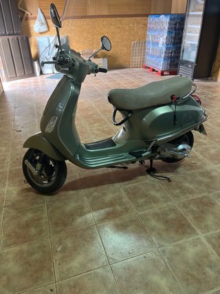 Vespa 125cc Verde - muy buen estado