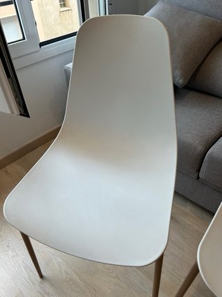 Juego de 2 sillas blancas