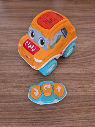 Coche Clementoni teledirigido