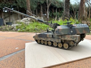 Maqueta PzH 2000 Escala 1:35