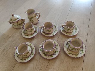 Juego de café 6 servicios + jarra y azucarero
