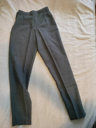 Traje de Vestir Mujer Levita y pantalón gris
