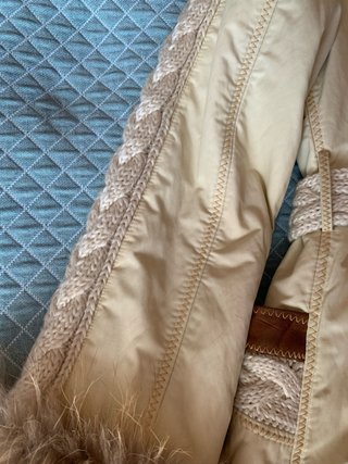 Chaquetón de piel y punto beige/marrón