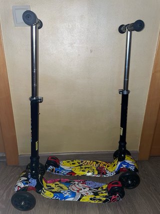 2 Patinetes Infantiles con Diseño Divertido