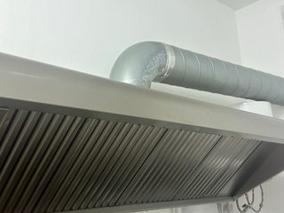 Campana extractora y motor