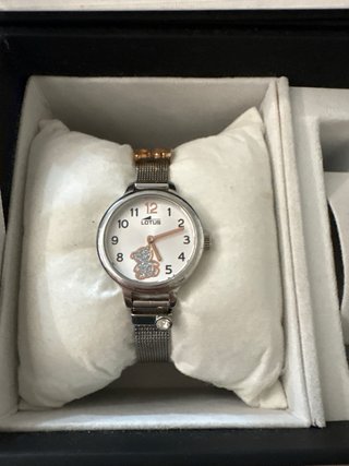 Reloj Lotus Negro