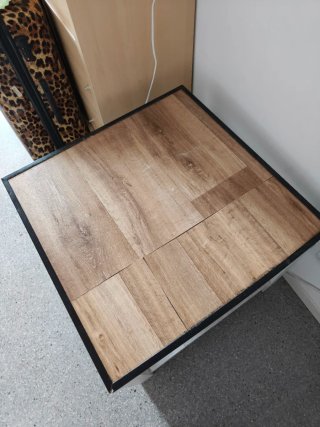 Mesa auxiliar madera
