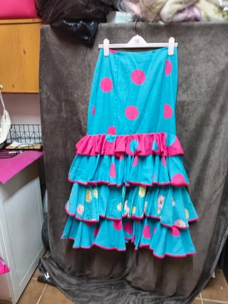 Falda y top flamenco lunares