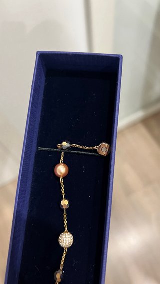 Pulsera Swarovski Perlas y Cristales Dorada
