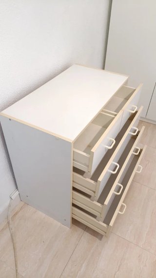Cómoda blanca de madera 5 cajones