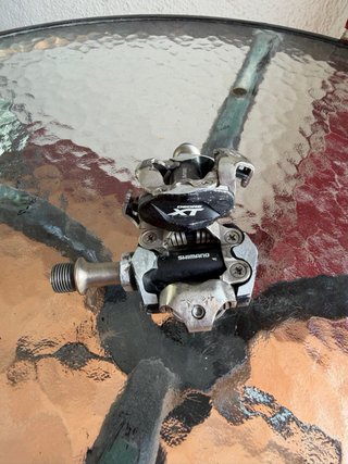 Pedales Shimano XT Deore automáticos