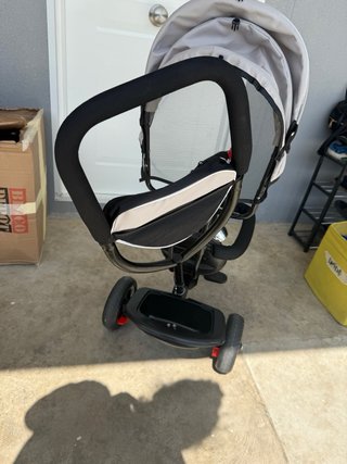 Triciclo de bebe