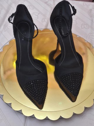 Tacones Gloria Ortiz Negros Brillantes Pedrería