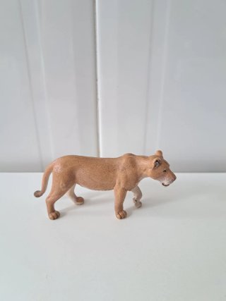 Lote León + Leona Schleich antiguos