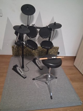 Batería electrónica Alesis Turbo