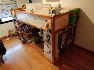Cama alta Kura IKEA