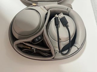 Auriculares Bluetooth Sony WH-1000XM4