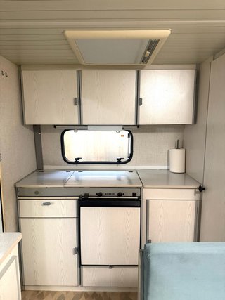Caravana Bürstner - 750 kg