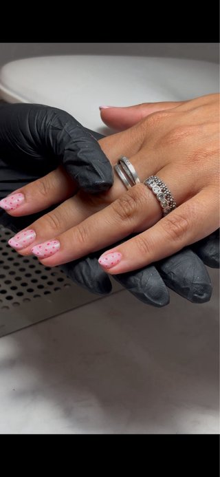 Servicio de Manicura y Pedicura Profesional