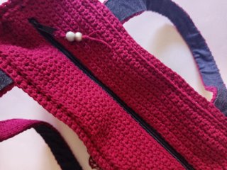Bolso crochet frambuesa