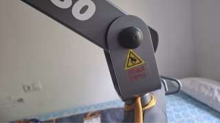 Grúa eléctrica Sunlift 130E con arnés