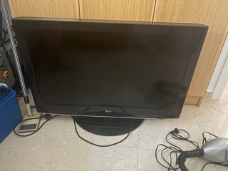 Televisor LG Negro Funciona