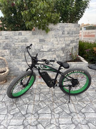 Bicicleta eléctrica Fat Bike verde