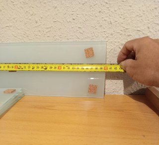 3 Estanterías de cristal laminado