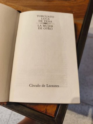 Libro de Torcuato Luca de tena
