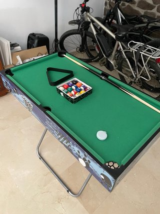 Mini Pool Table / Mesa de Billar
