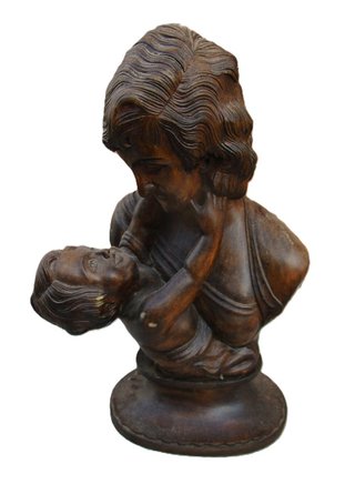 Scultura in legno intagliata a mano