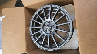Oz Racing superturismo LM