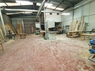 Nave industrial en venta en Cobeña