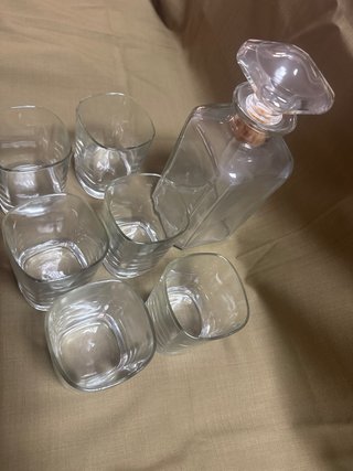Juego de licorera y vasos