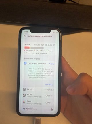 iPhone 11 64 GB