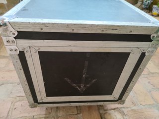 Rack para etapas y mesa de mezclas