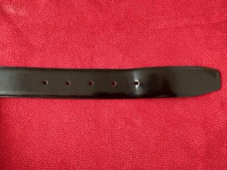Cinturón de cuero negro