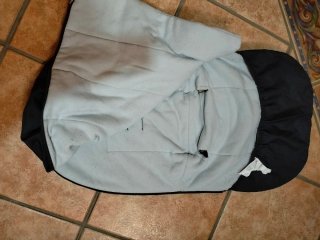 Sacos para carrito de bebé y mantita de regalo.